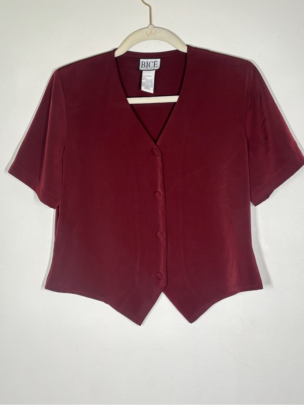 Women's Burgundy Short-Sleeve V-Neck Button Front Top